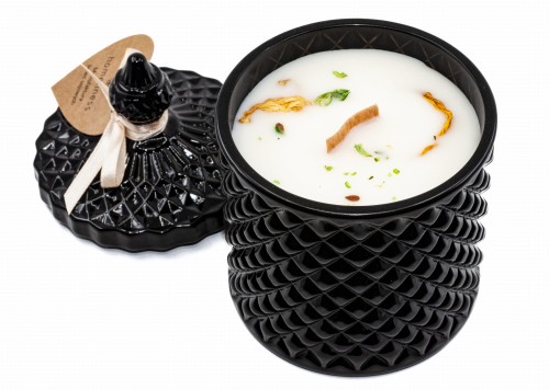 Świeca sojowa drzewo sandałowe wanilia cedr