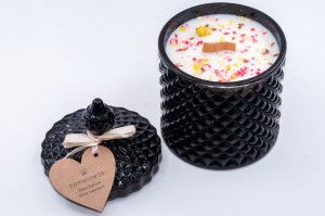 Wysoka czarna gruszka kokos piżmo 1.1.jpg