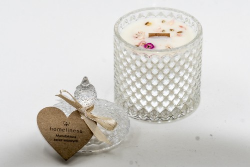 Świeca sojowa różowy pieprz konwalia wanilia